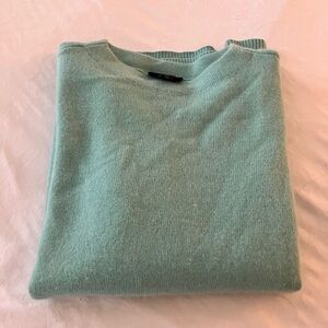 Soft Mint Crewneck Sweater 100%
Cashmere
